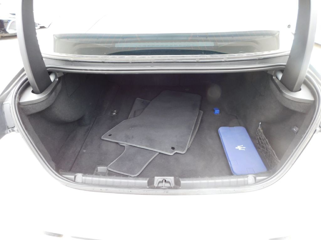 2014 Maserati Ghibli Image 18