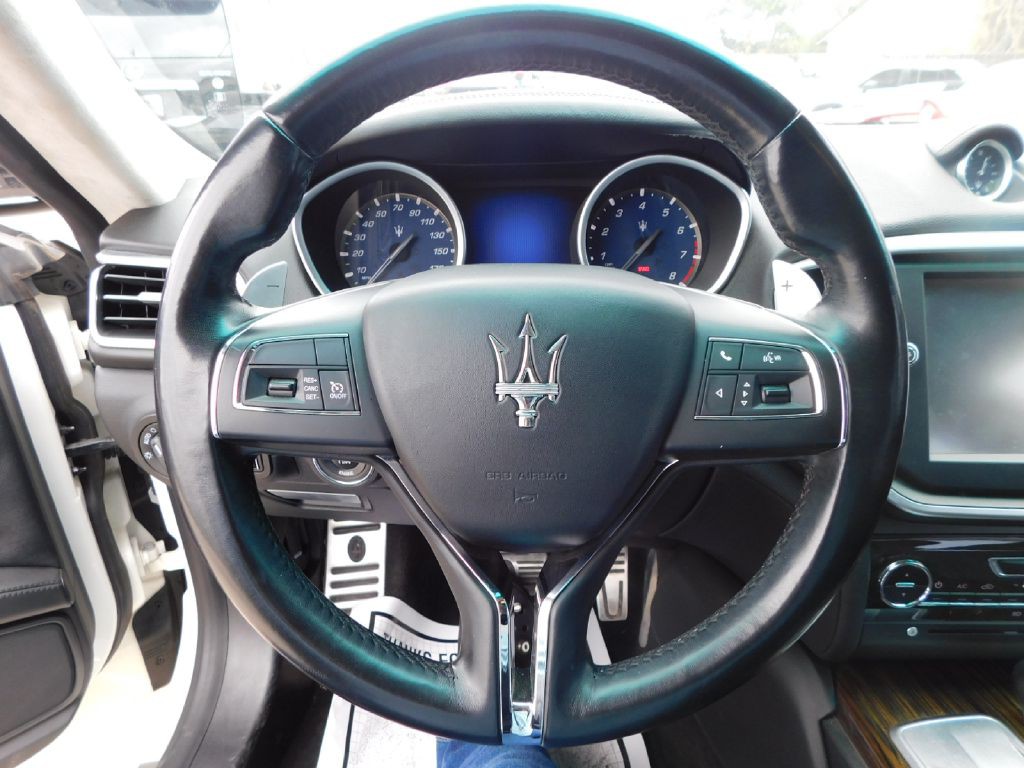 2014 Maserati Ghibli Image 27