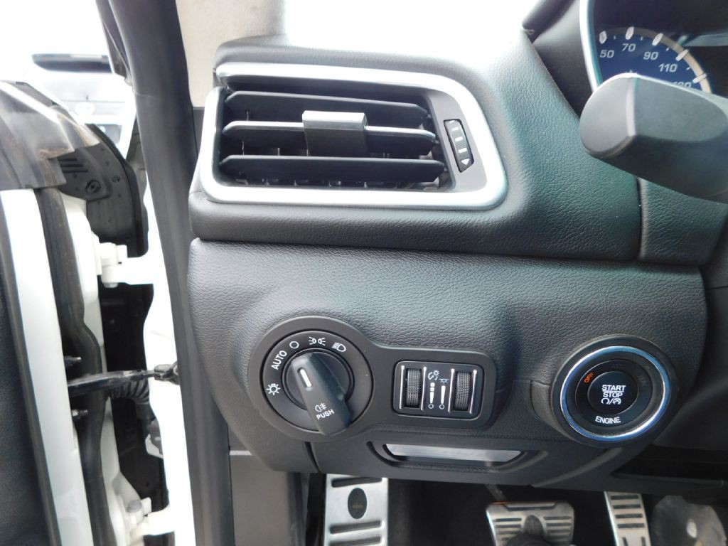 2014 Maserati Ghibli Image 28