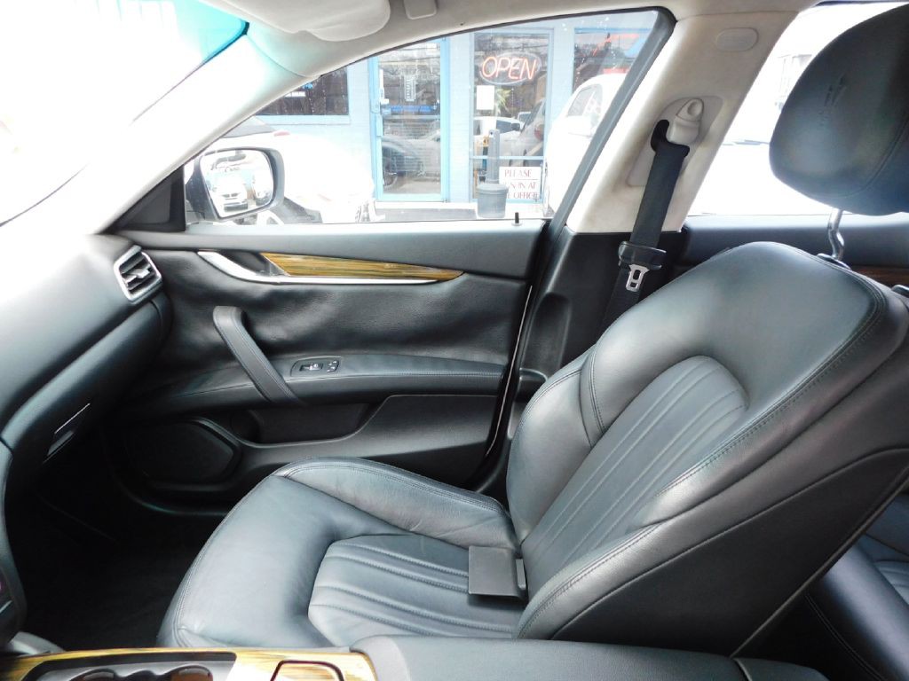 2014 Maserati Ghibli Image 38