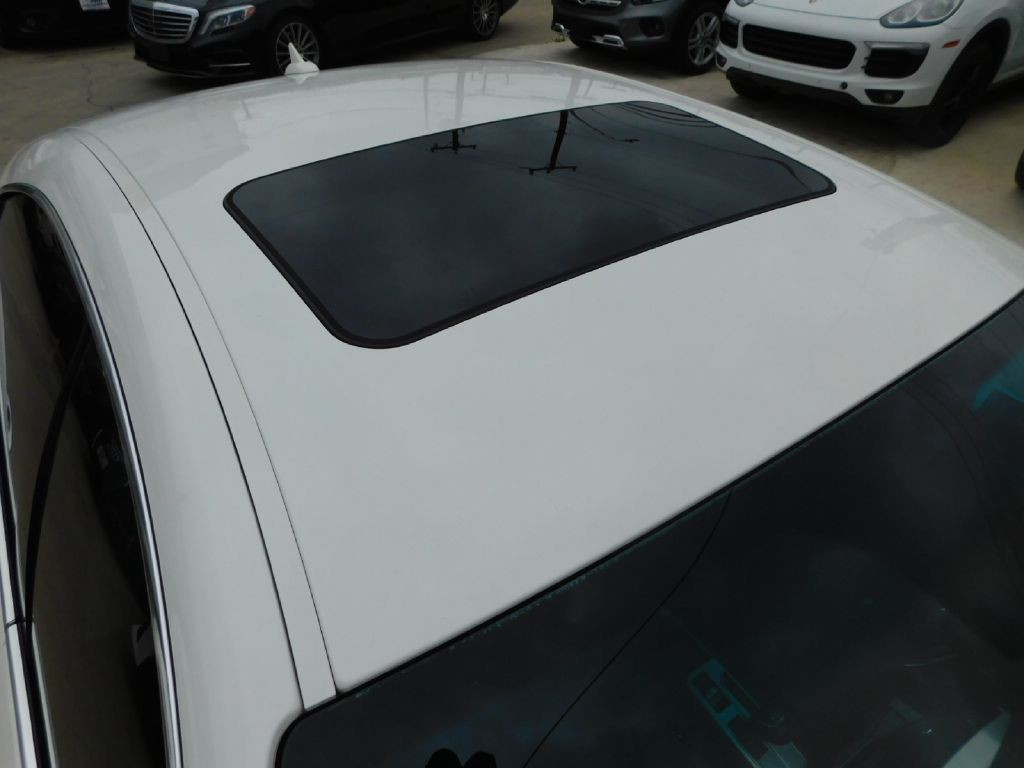 2014 Maserati Ghibli Image 48