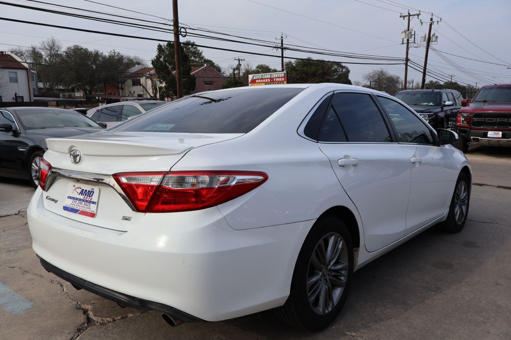 2015 Toyota Camry Image 6