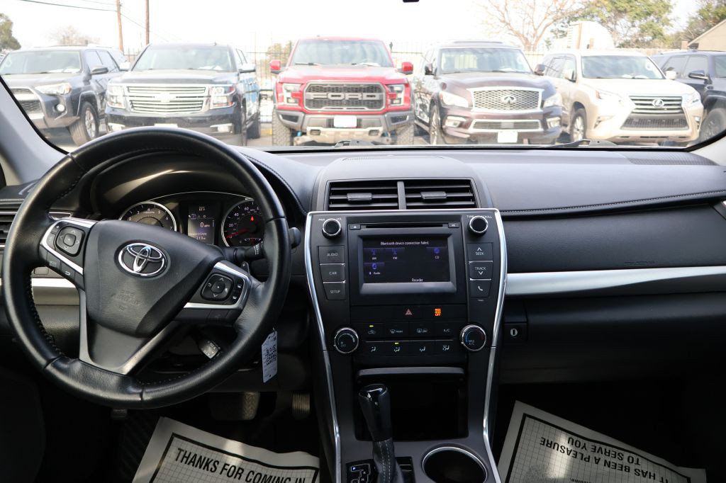 2015 Toyota Camry Image 27
