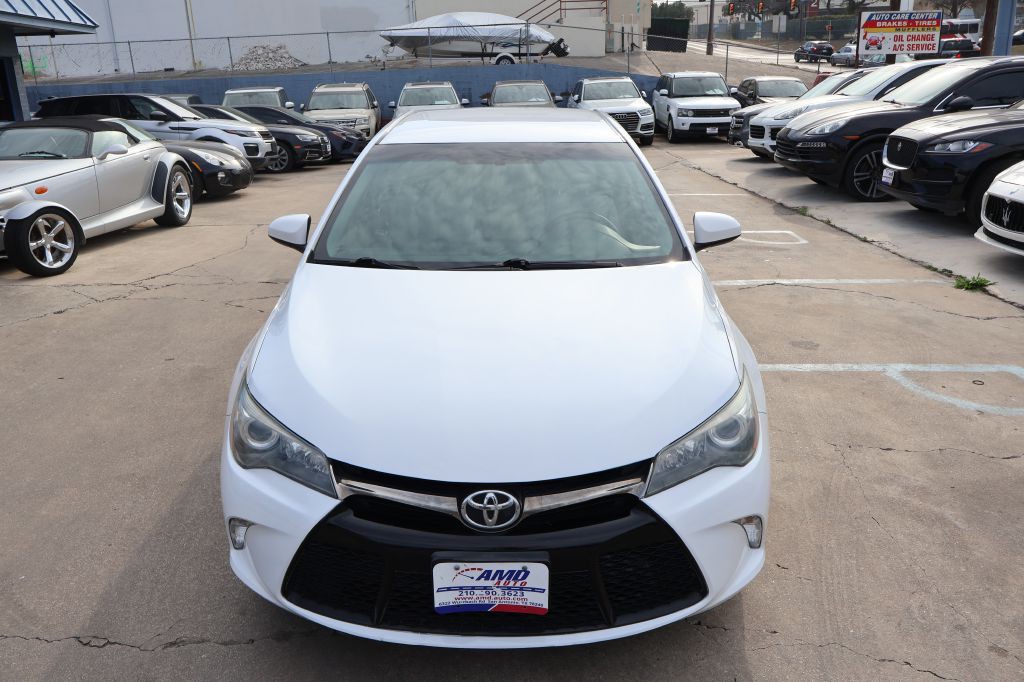 2015 Toyota Camry Image 29