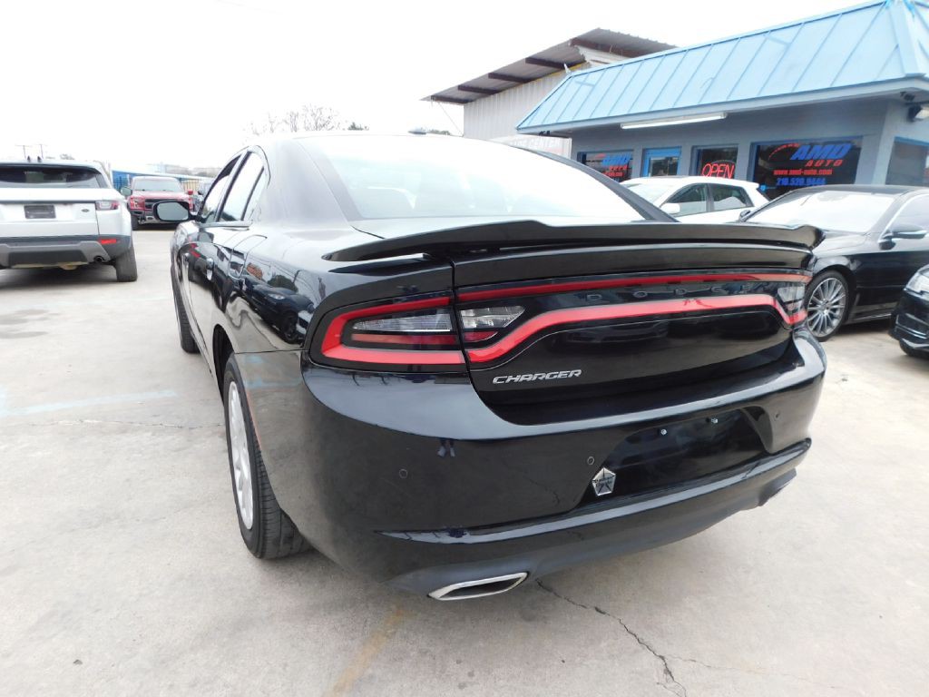 2021 Dodge Charger Image 5