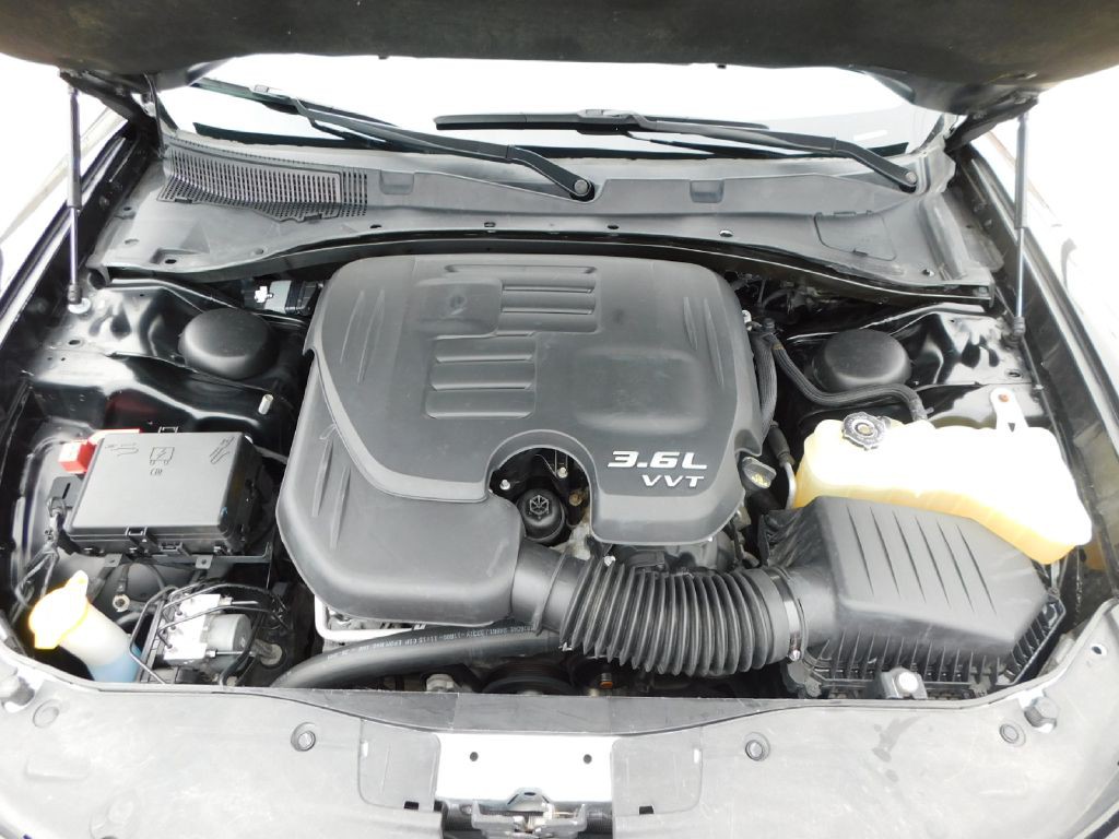 2021 Dodge Charger Image 14