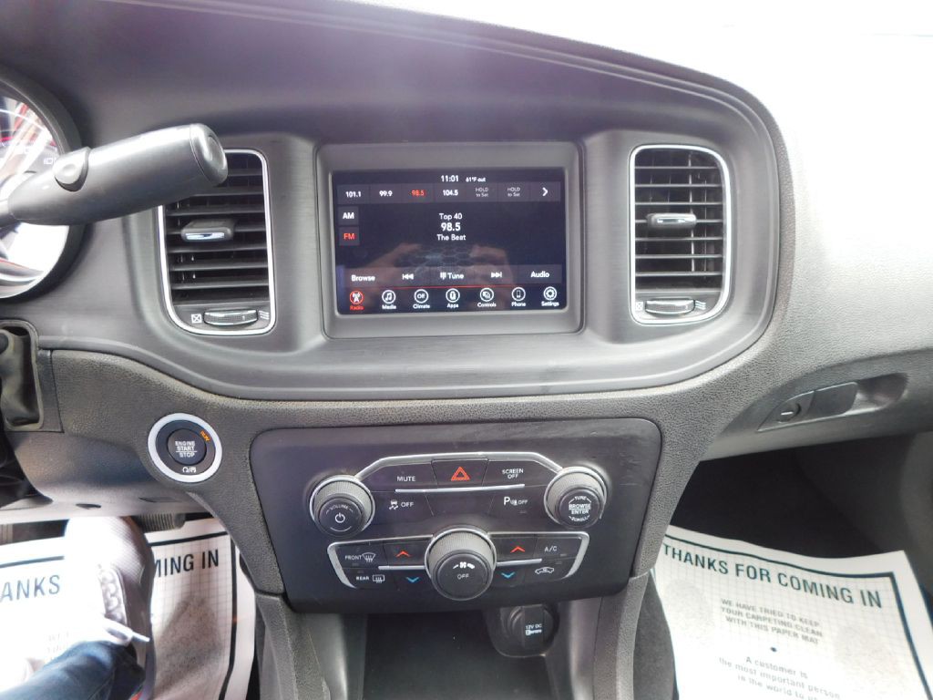 2021 Dodge Charger Image 28