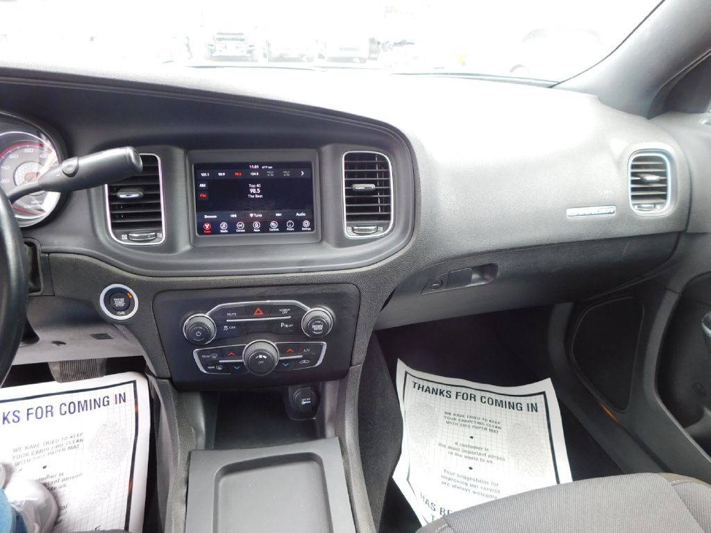 2021 Dodge Charger Image 29