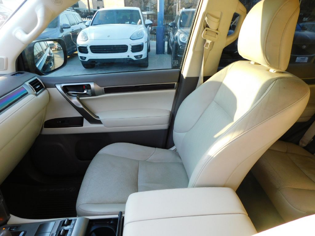 2014 Lexus GX Image 43