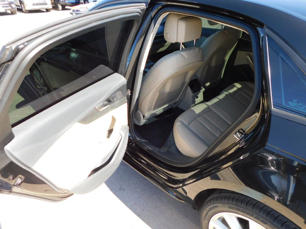 2018 Audi A4 Image 26