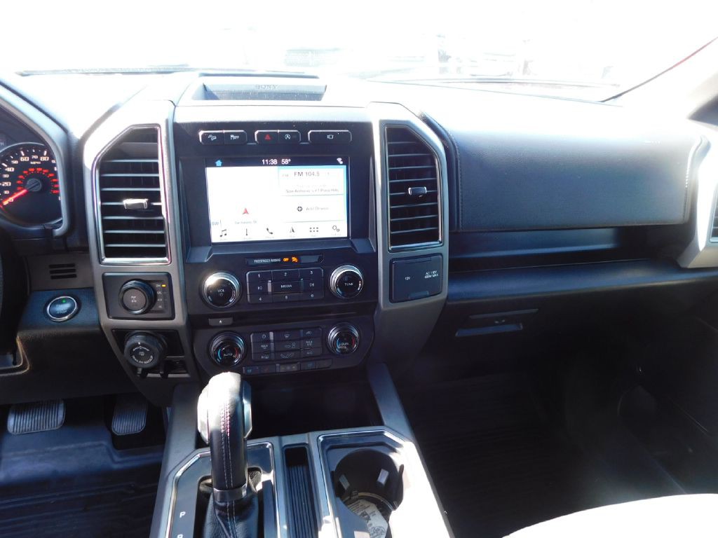 2017 Ford F-150 Image 32