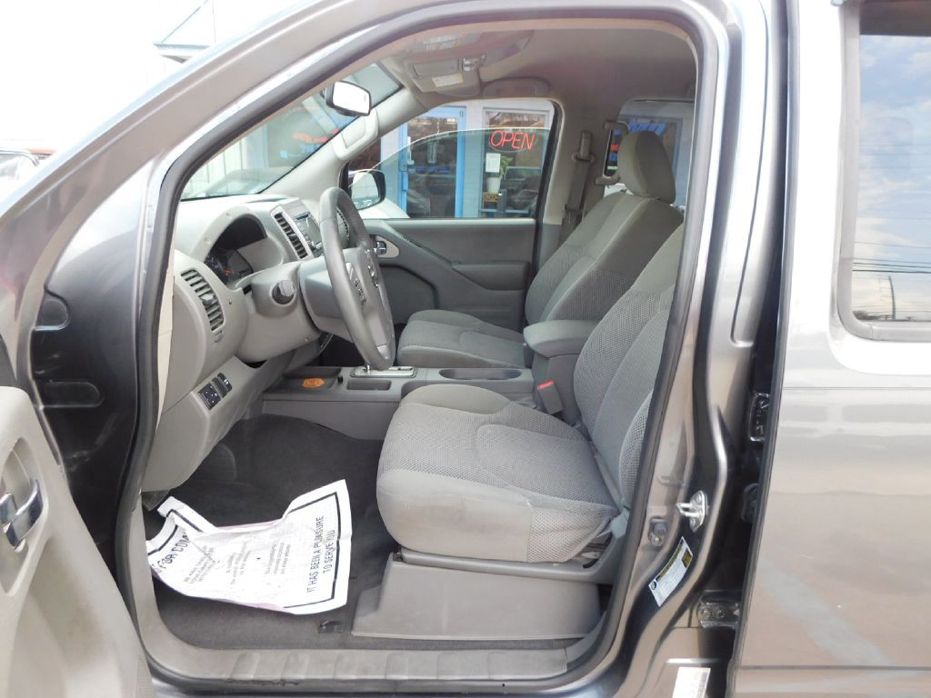 2018 Nissan Frontier Image 19