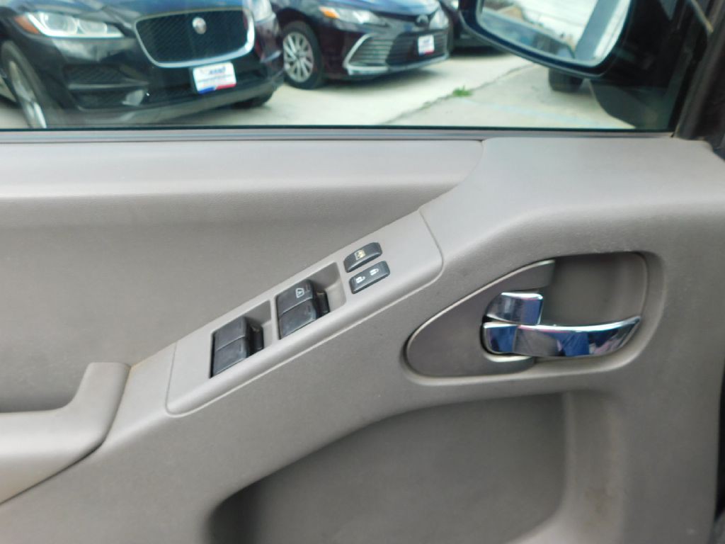 2018 Nissan Frontier Image 26