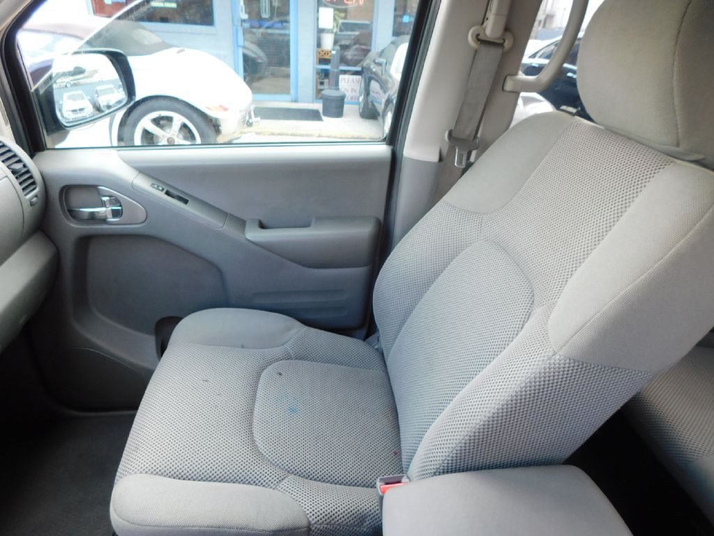 2018 Nissan Frontier Image 33