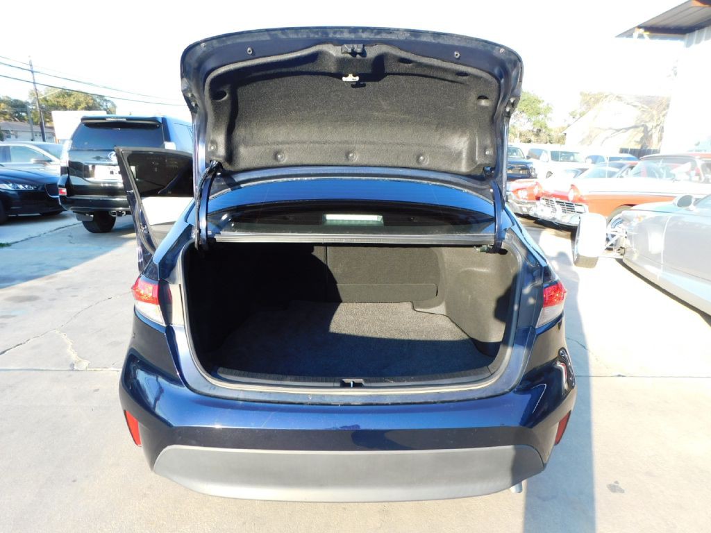 2023 Toyota Corolla Image 12