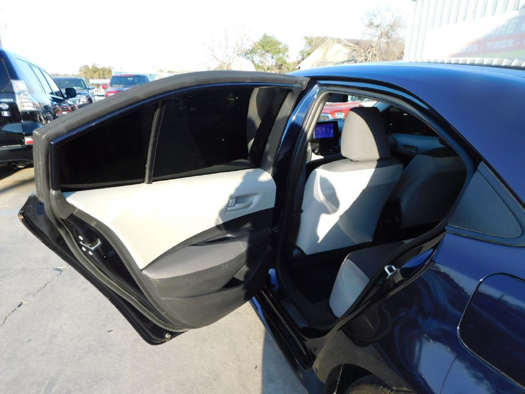 2023 Toyota Corolla Image 17