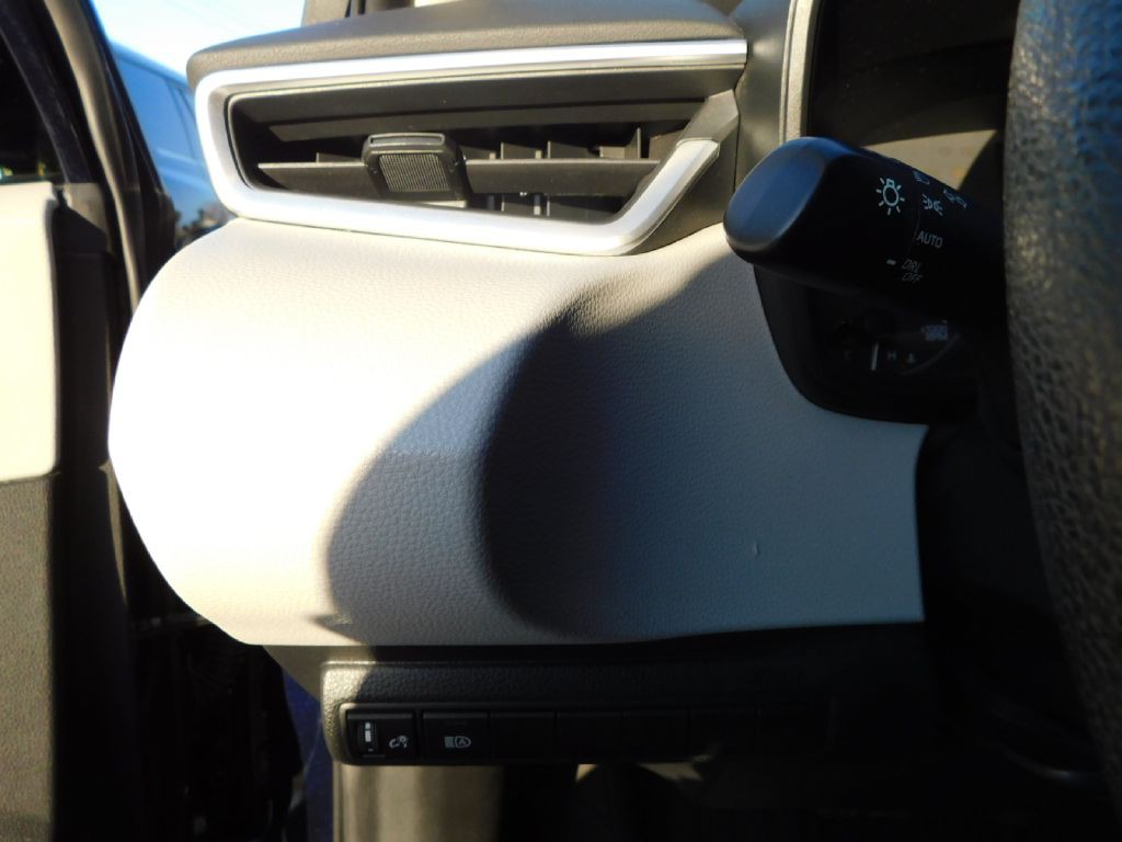 2023 Toyota Corolla Image 21