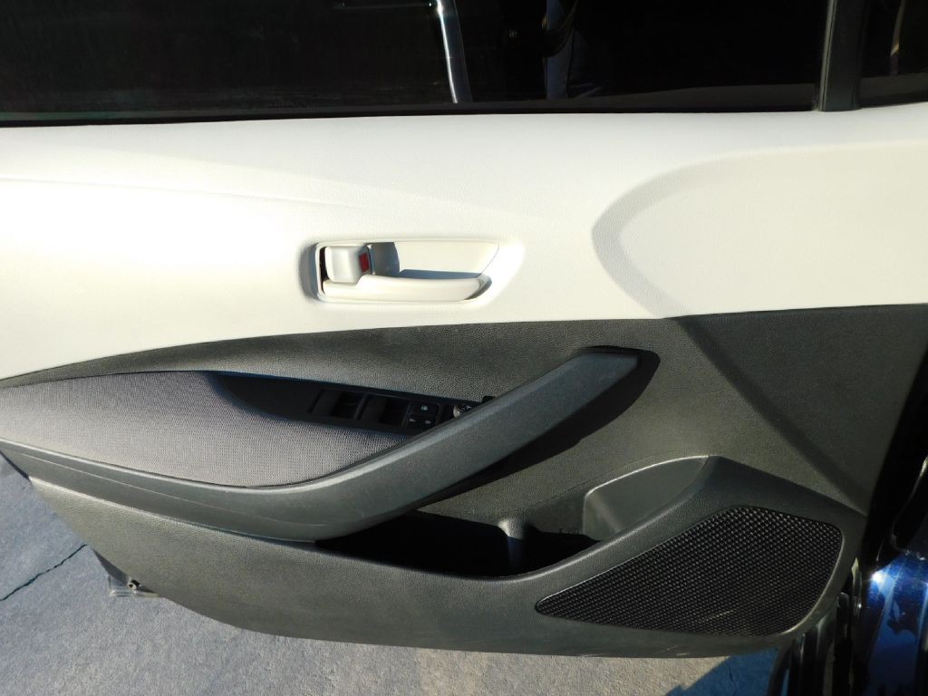 2023 Toyota Corolla Image 23