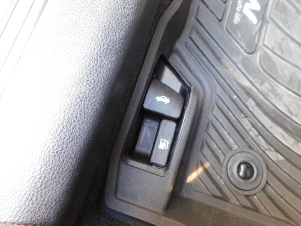 2023 Toyota Corolla Image 24