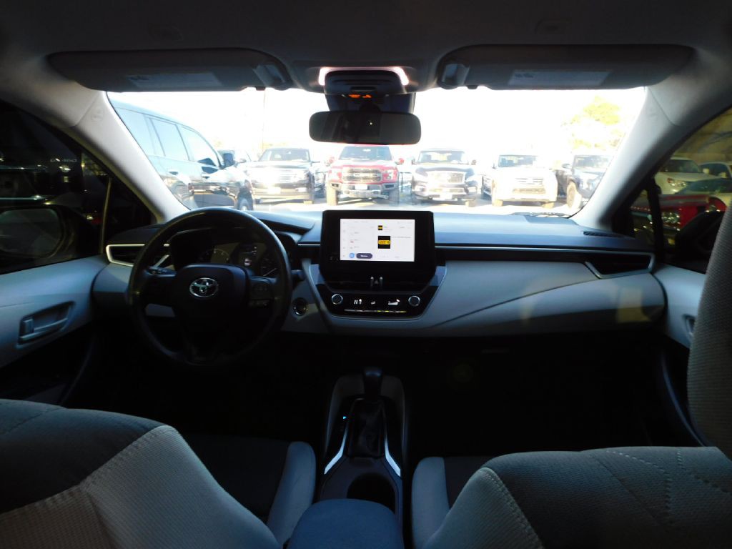 2023 Toyota Corolla Image 33