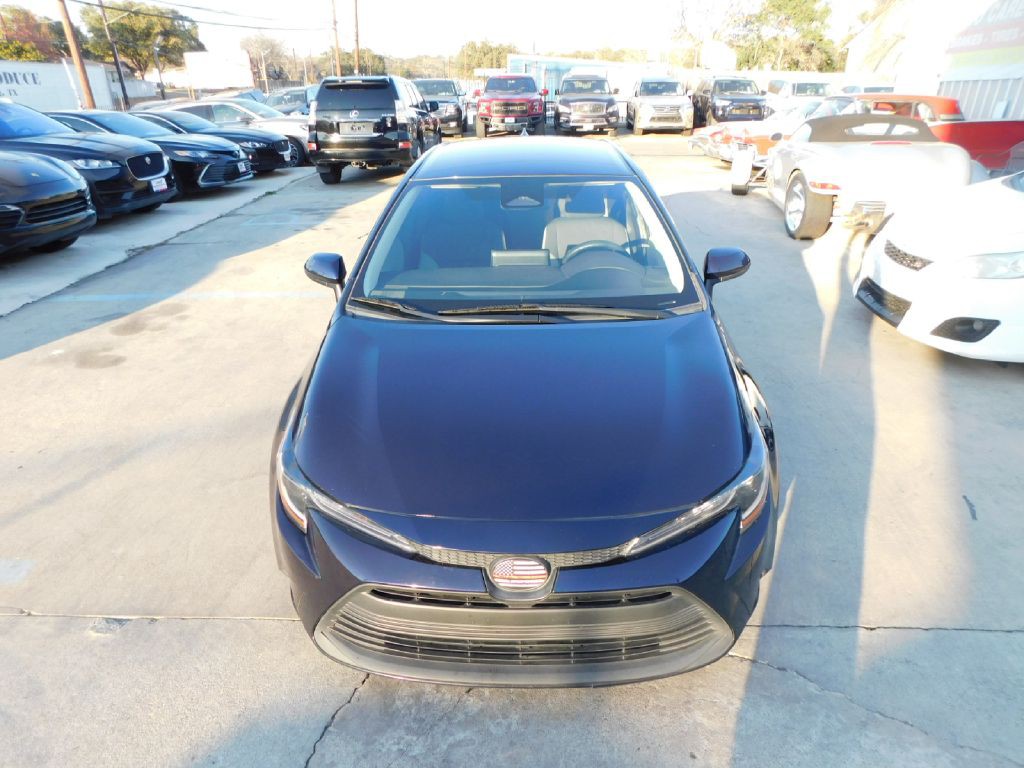 2023 Toyota Corolla Image 40