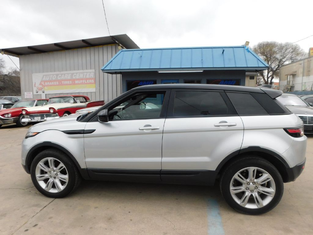 2018 Land Rover Range Rover Evoque Image 4