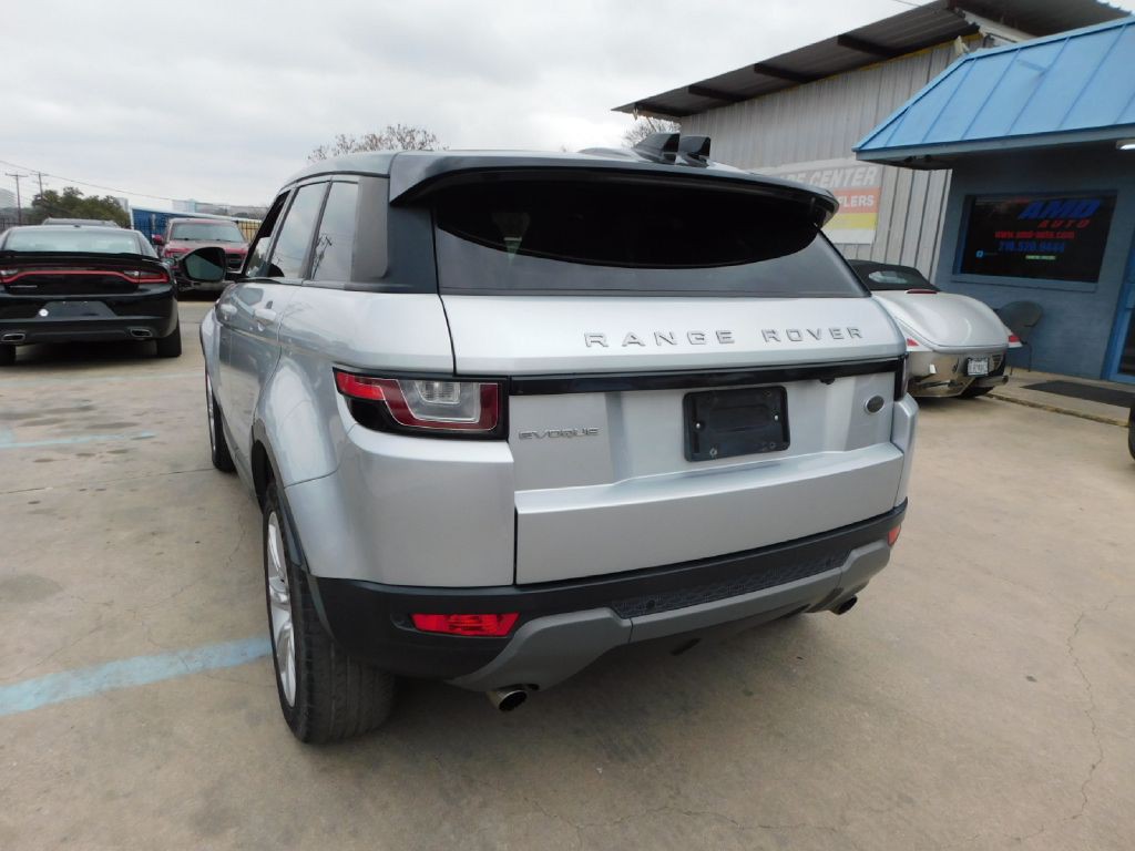 2018 Land Rover Range Rover Evoque Image 5