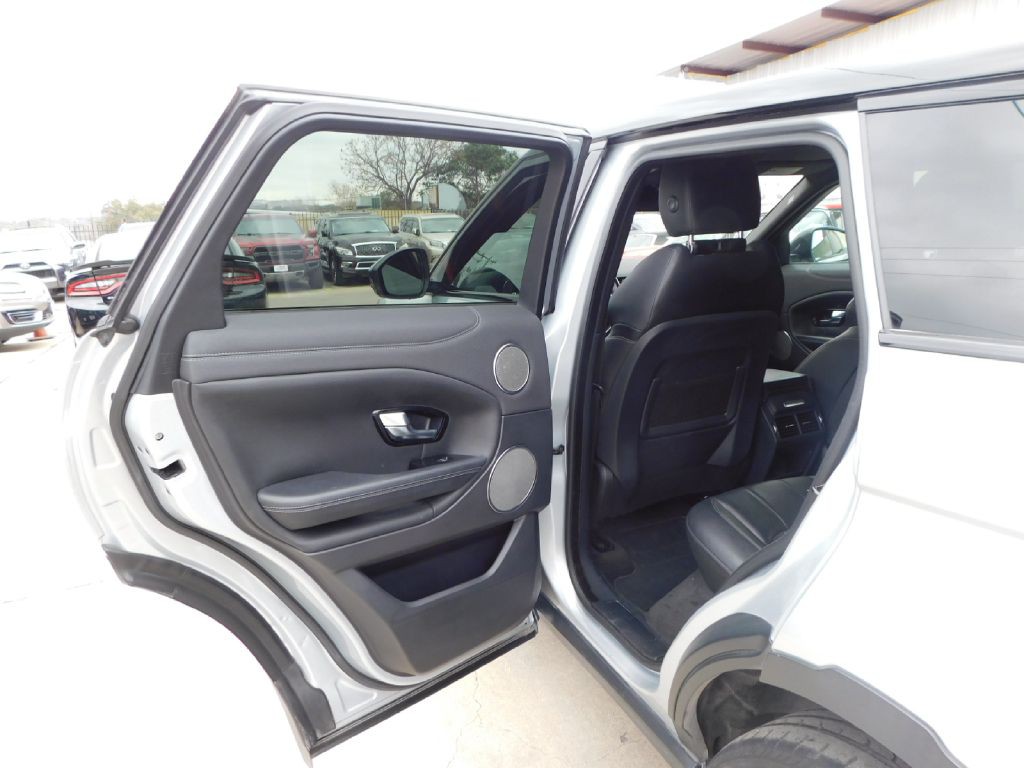 2018 Land Rover Range Rover Evoque Image 28