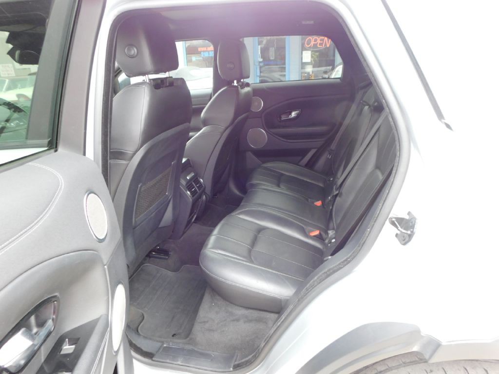 2018 Land Rover Range Rover Evoque Image 29