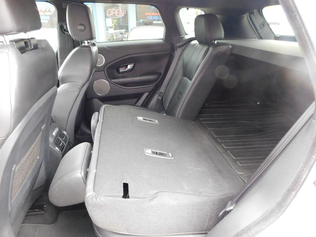 2018 Land Rover Range Rover Evoque Image 30