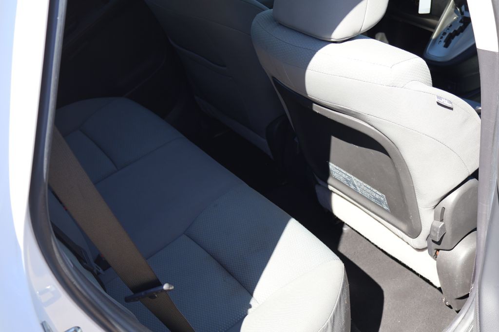 2009 Toyota Corolla Image 28