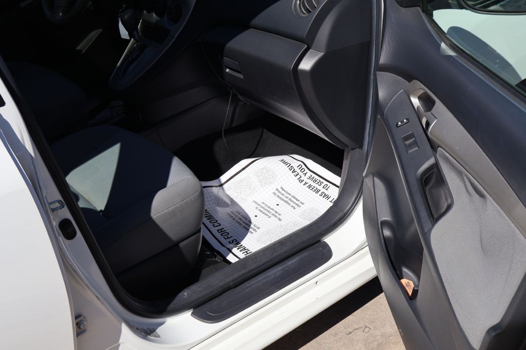 2009 Toyota Corolla Image 29