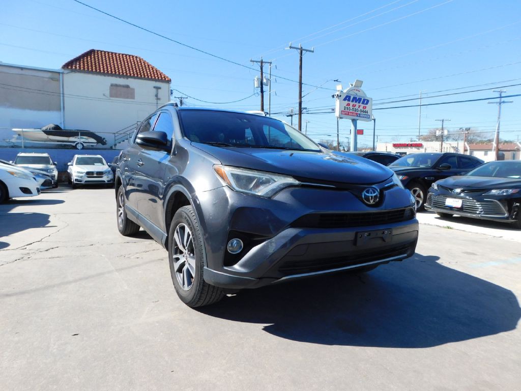 2018 Toyota Rav4 Image 1
