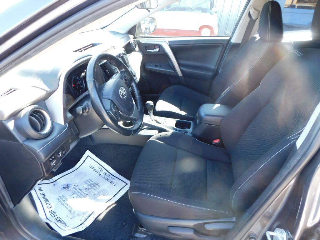 2018 Toyota Rav4 Image 15