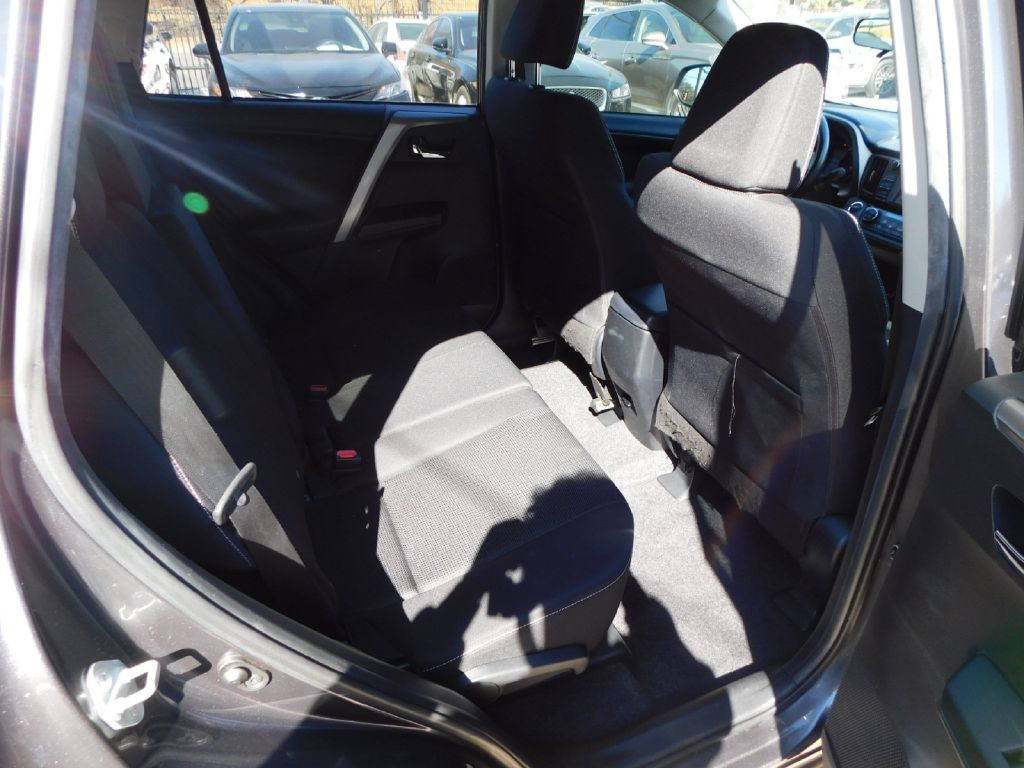 2018 Toyota Rav4 Image 19