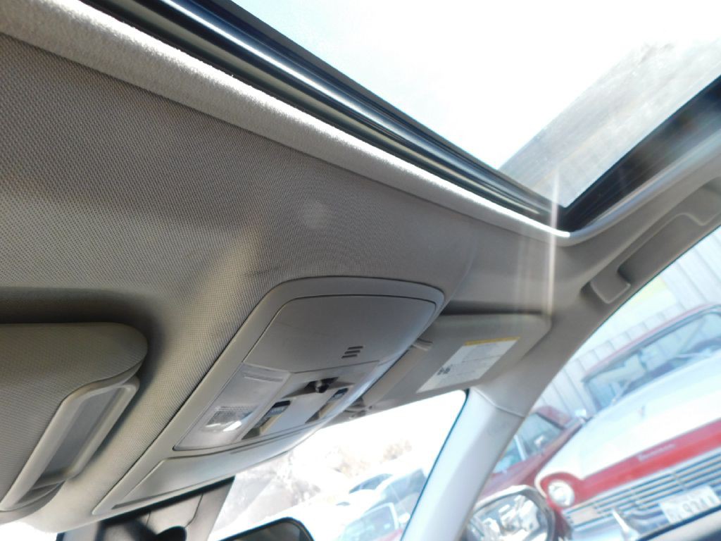 2018 Toyota Rav4 Image 27