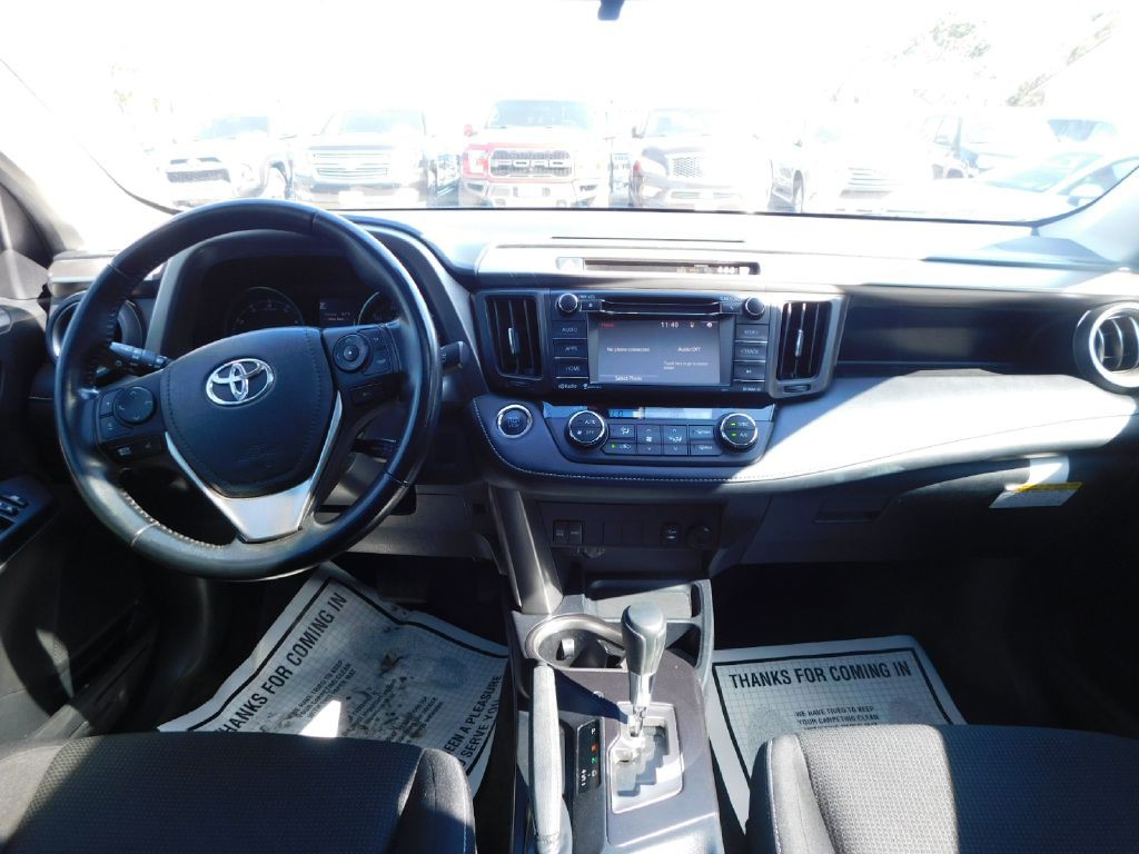2018 Toyota Rav4 Image 32