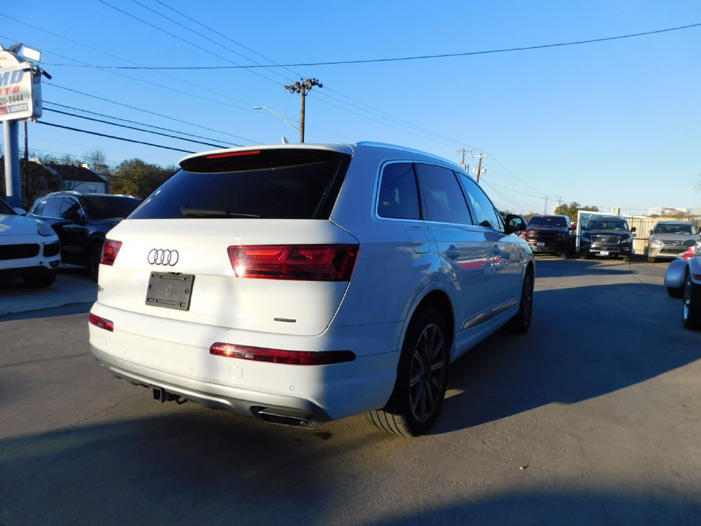 2017 Audi Q7 Image 7