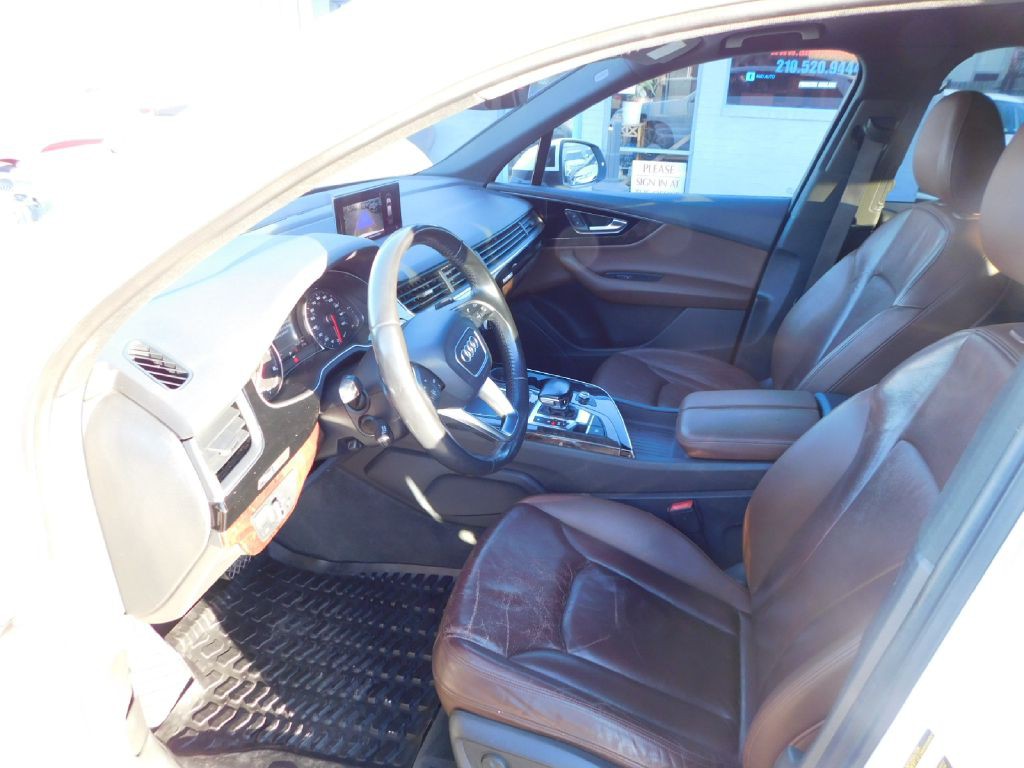 2017 Audi Q7 Image 15