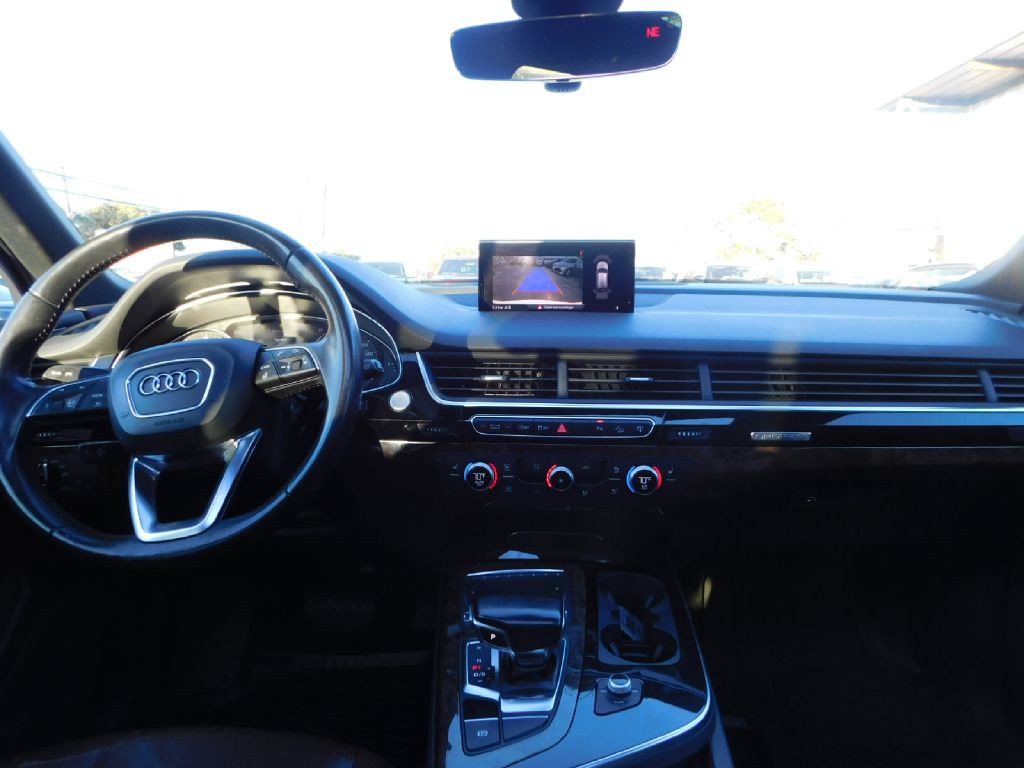 2017 Audi Q7 Image 24