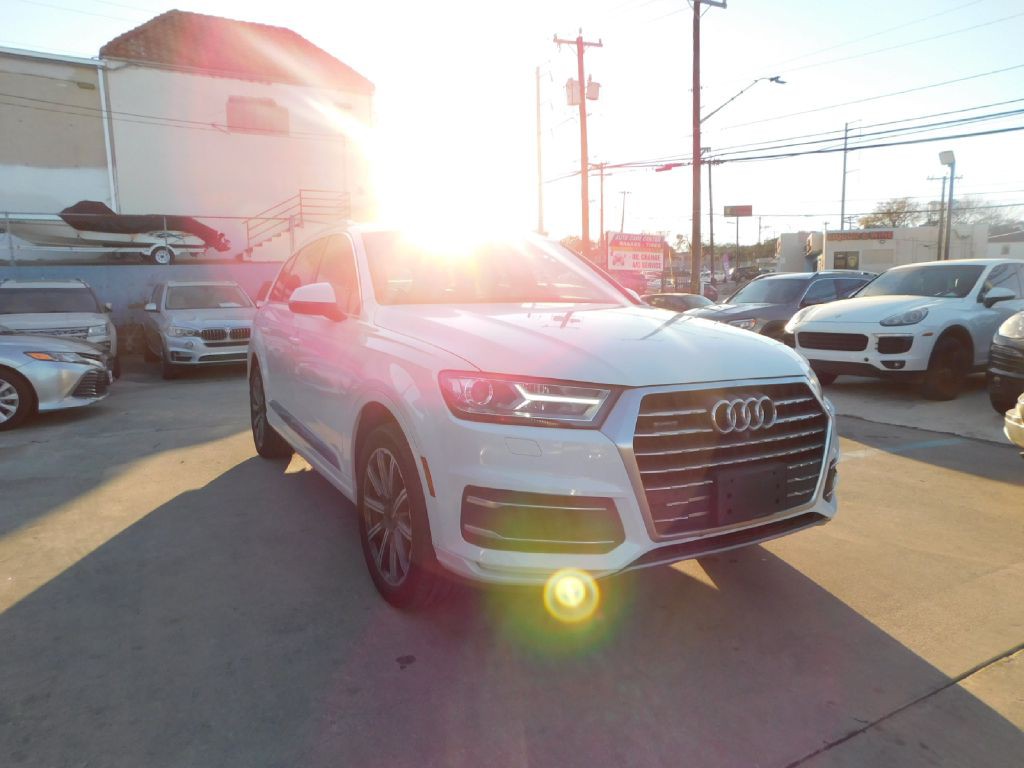 2017 Audi Q7 Image 2