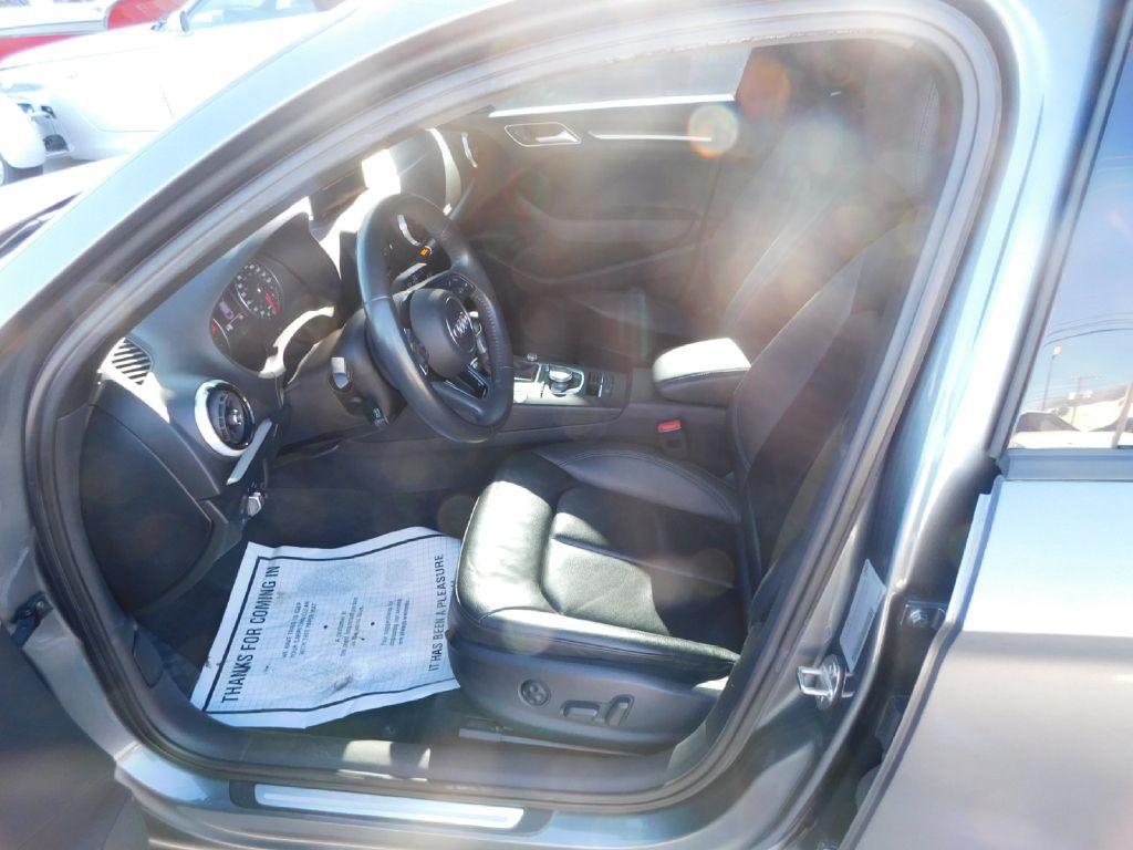 2018 Audi A3 Image 19