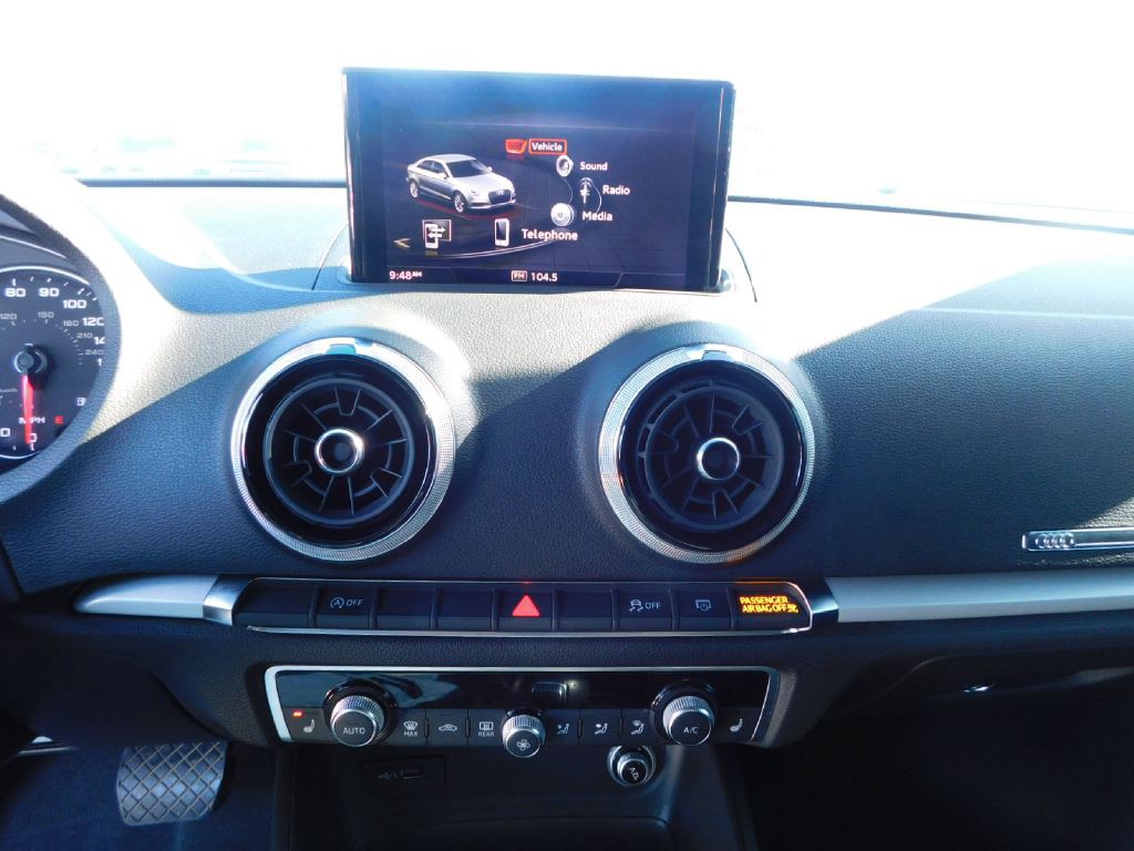 2018 Audi A3 Image 30