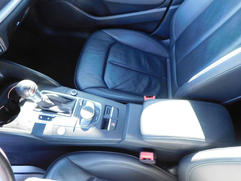 2018 Audi A3 Image 35