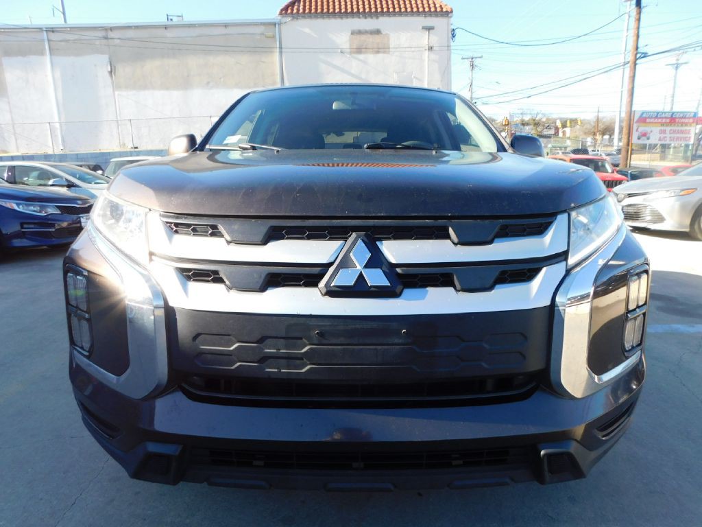 2020 Mitsubishi Outlander Image 44