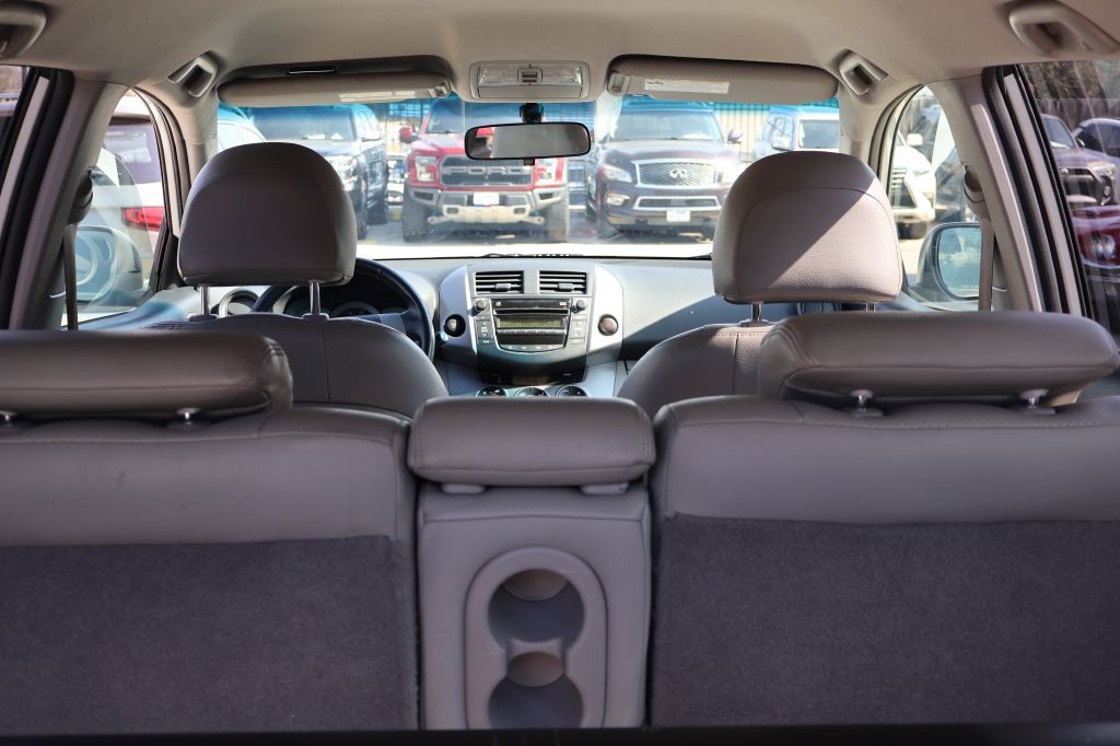 2007 Toyota Rav4 Image 12