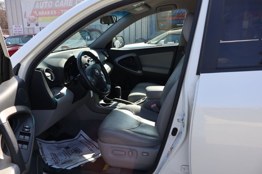 2007 Toyota Rav4 Image 18