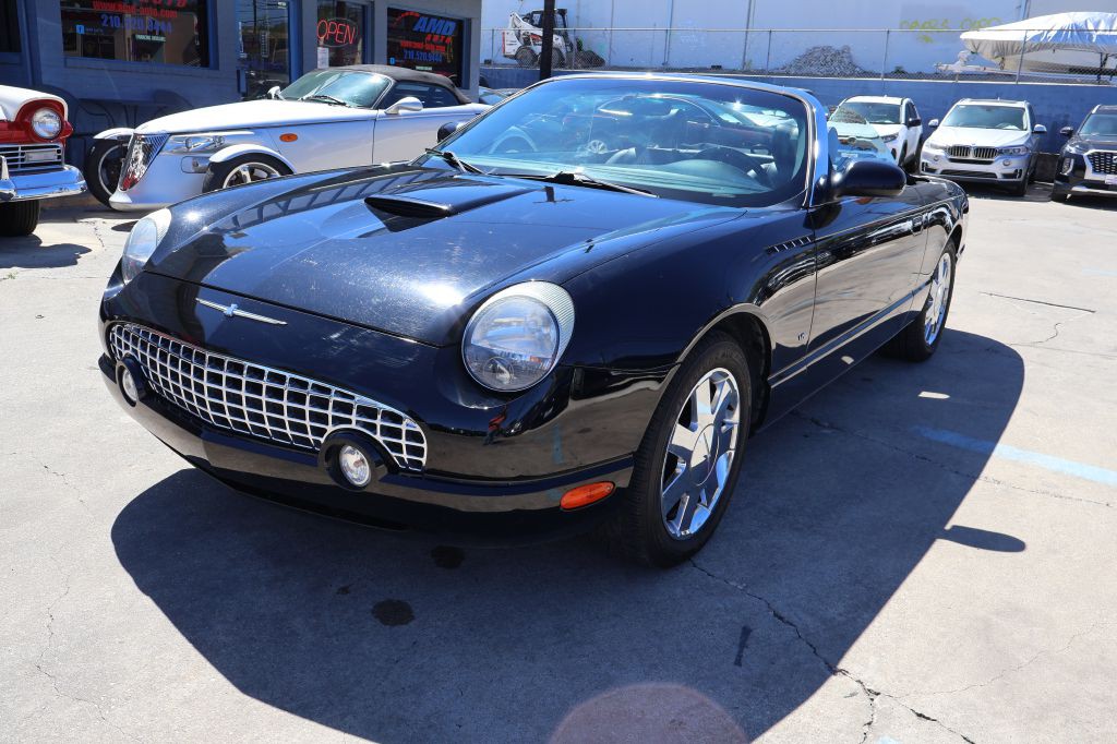 2003 Ford Thunderbird Image 3