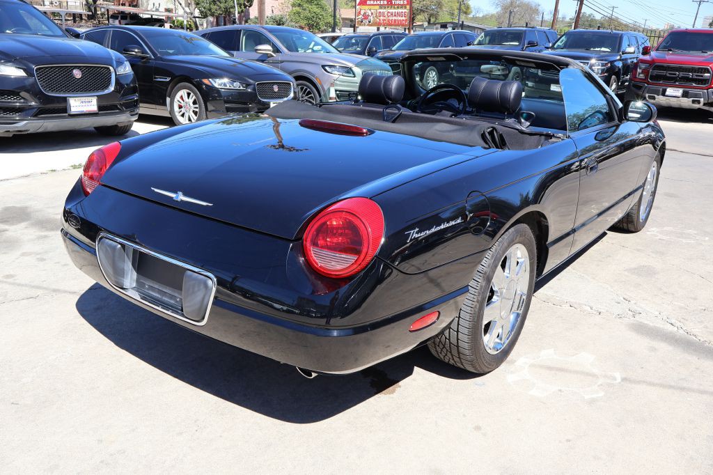 2003 Ford Thunderbird Image 7