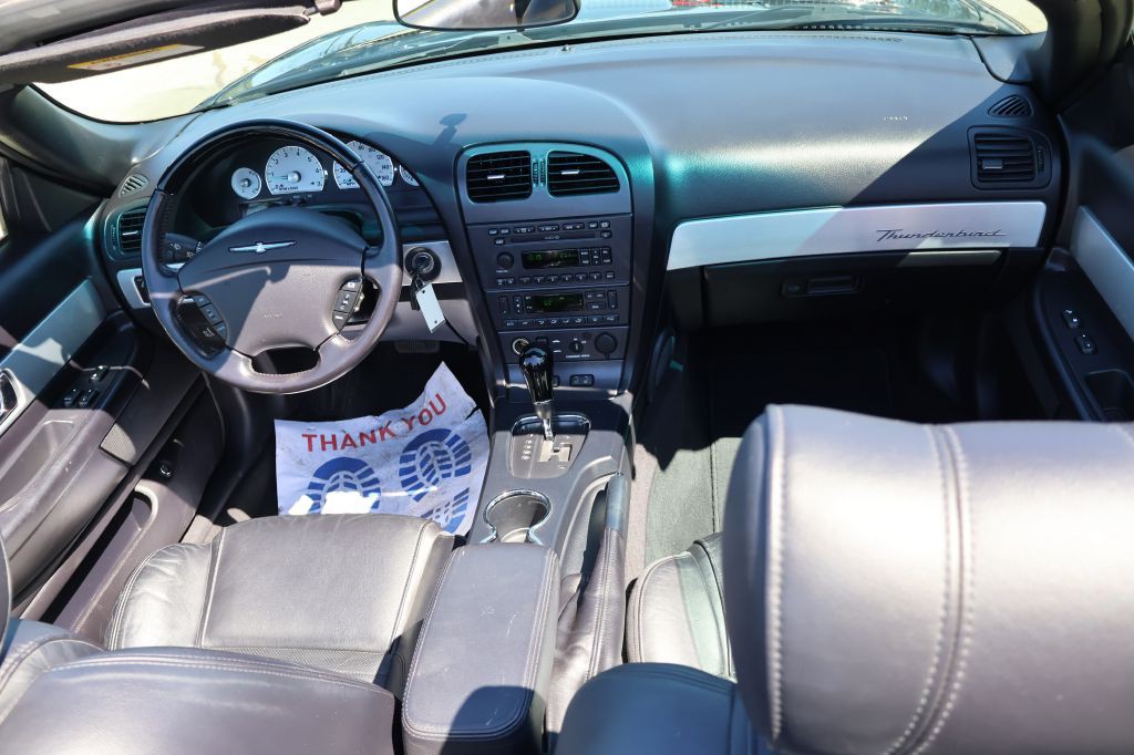 2003 Ford Thunderbird Image 20